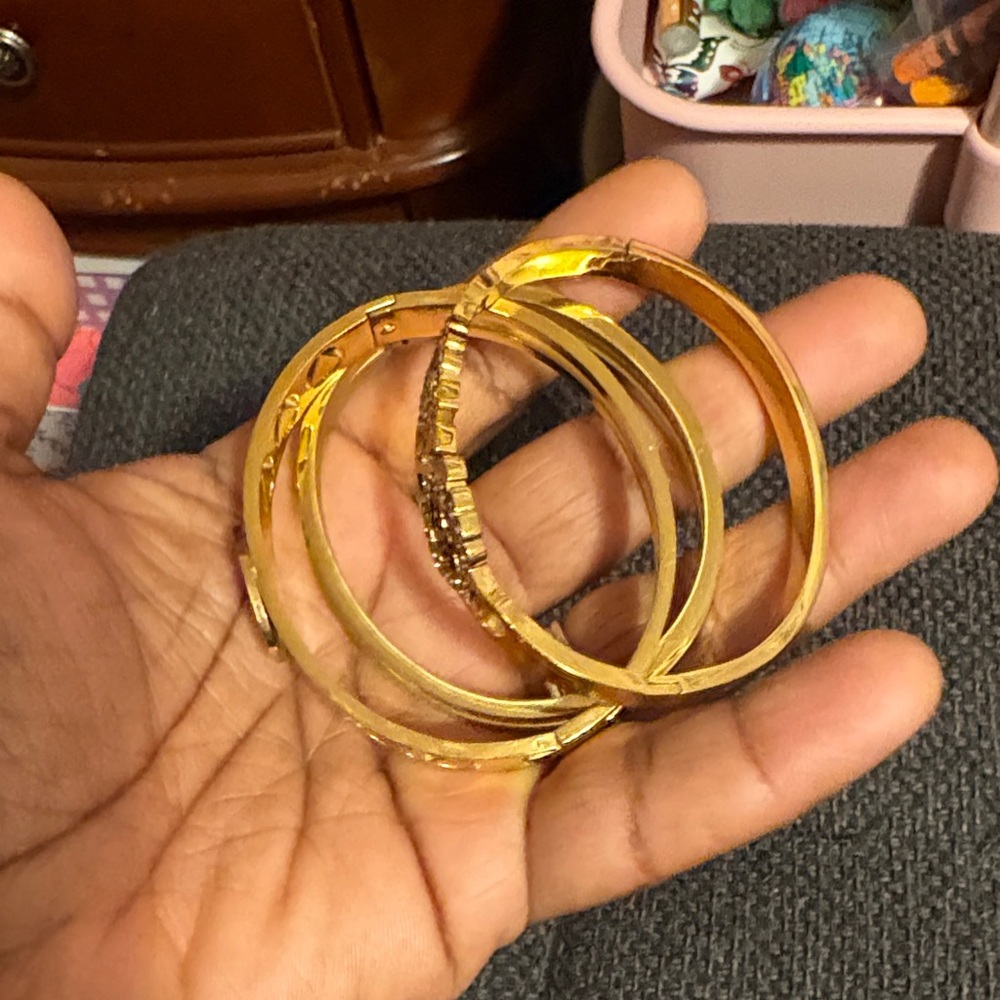 Fashion Bracelet Bundle - Picture 4 of 8